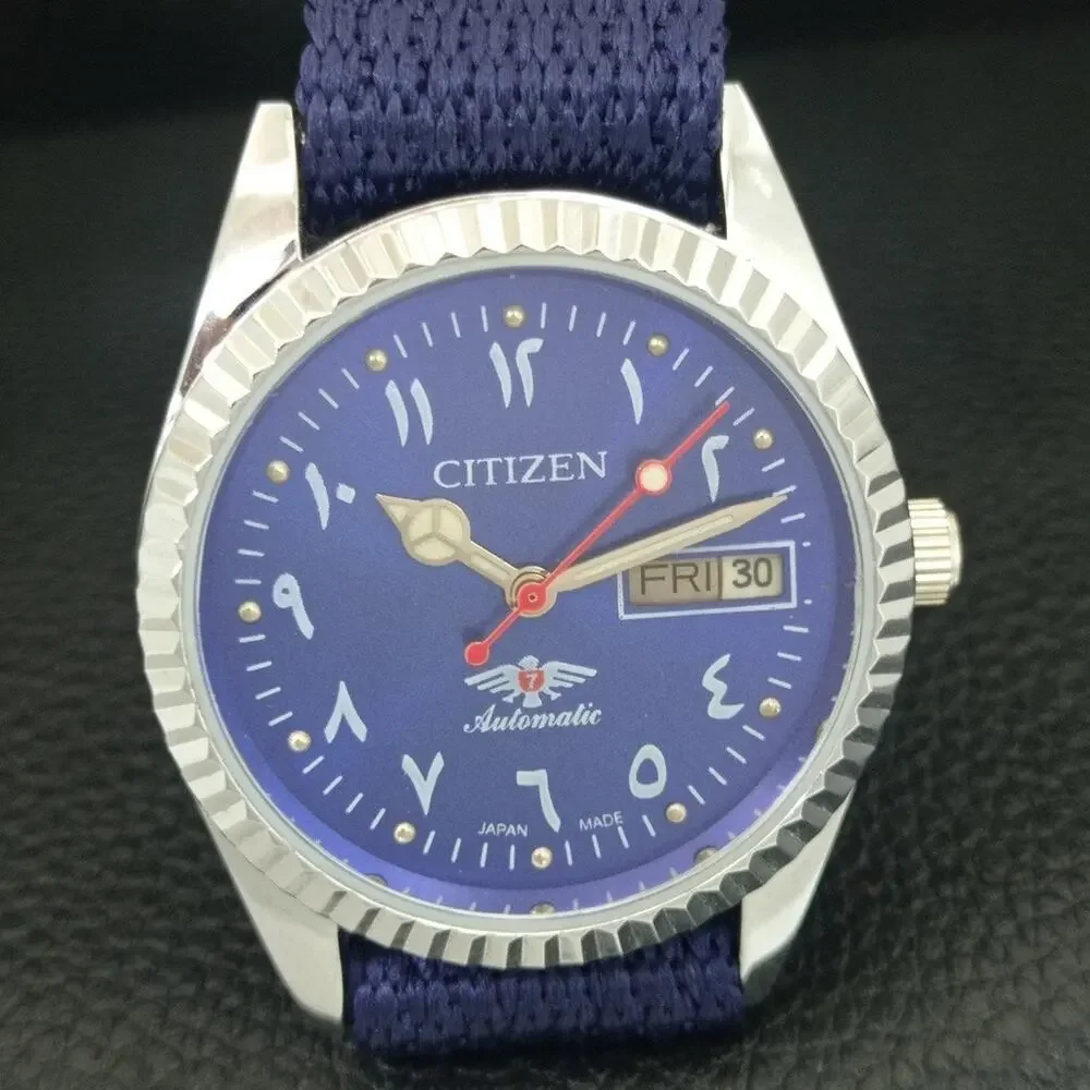 Vintage 1986 Citizen Automatic Mens Silver Watch W/daydate & Blue accents